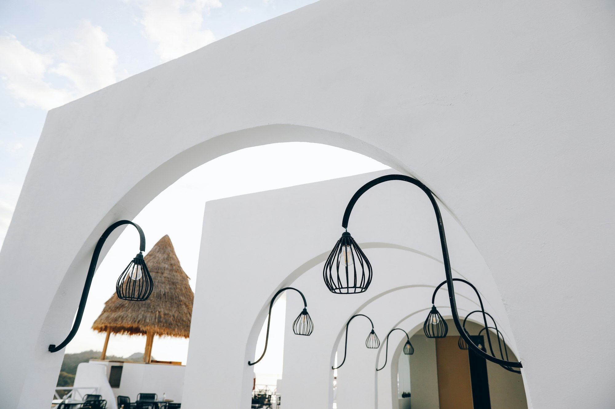 Minimalist outdoor wall lamp